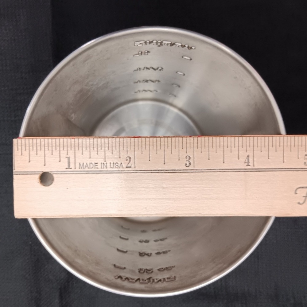 Waring Pro Juice Extractor Stainless Steel 1 Liter 32 oz Measuring Cup JEX328 - Picture 3 of 6